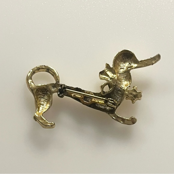 Vintage Dachshund Dog Gold Tone Rhinestone Eye Faux Pearl Brooch - Picture 10 of 14